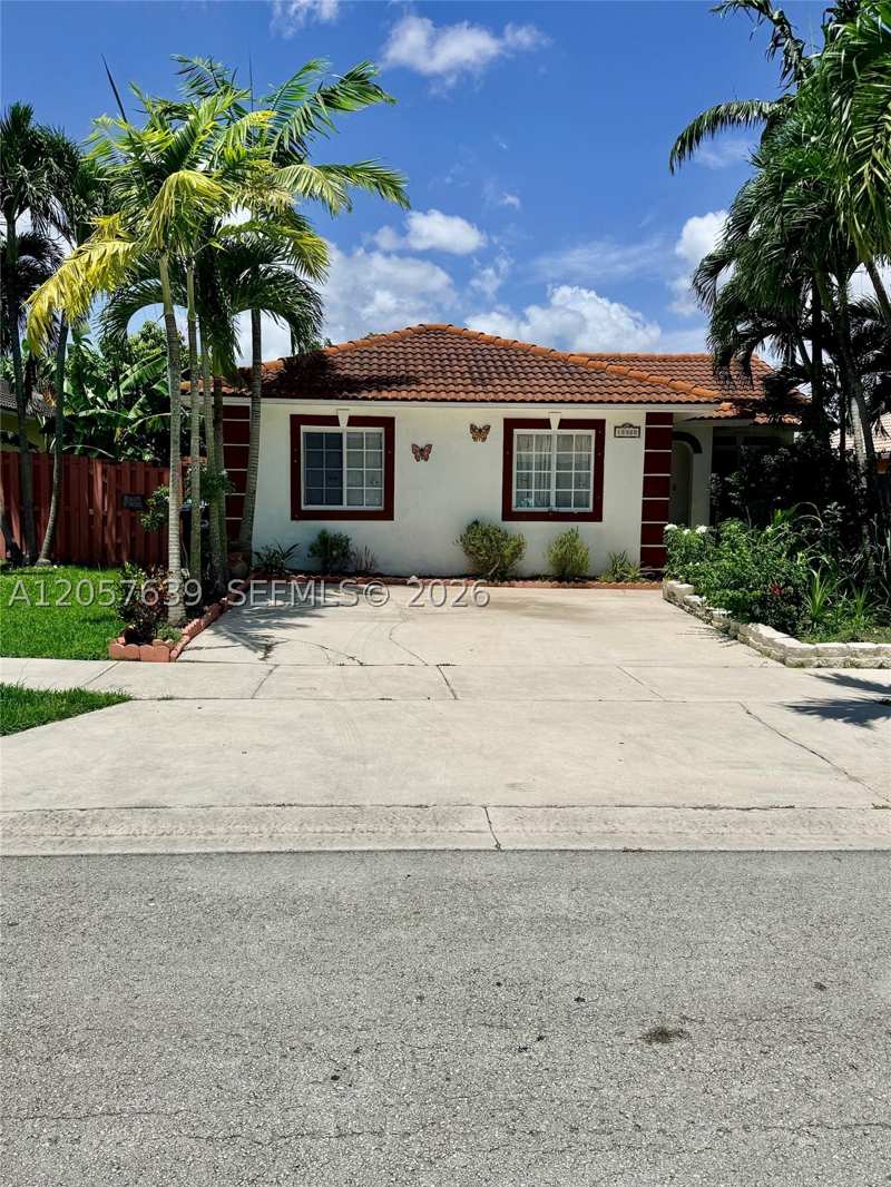 4 bedroom SingleFamilyResidence at 18300 SW 143rd Ct, Med Gardens Sec 2, Miami — photo 1