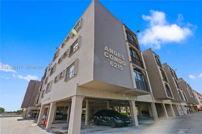 2 bedroom Condominium at 6215 W 20th Ave 402, Andes Condo, Hialeah — photo 1