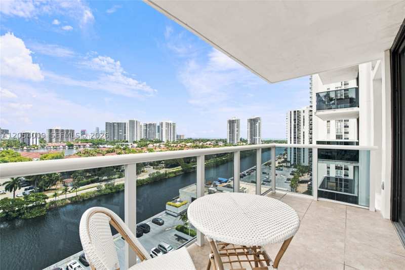 2 bedroom Condominium at 3625 N Country Club Dr 1210, Aventura Eldorado Condo, Aventura — photo 1