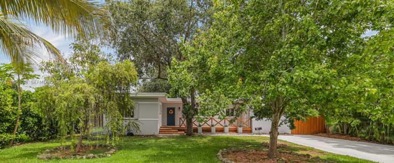 3 bedroom SingleFamilyResidence at 1012 NE 116th St, 1st Addn Biscayne Lawn, Biscayne Park — photo 1