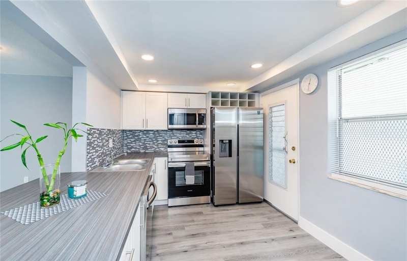 2 bedroom Condominium at 1101 NE 191st Street H301, Rolling Green Condo H, Miami — photo 1