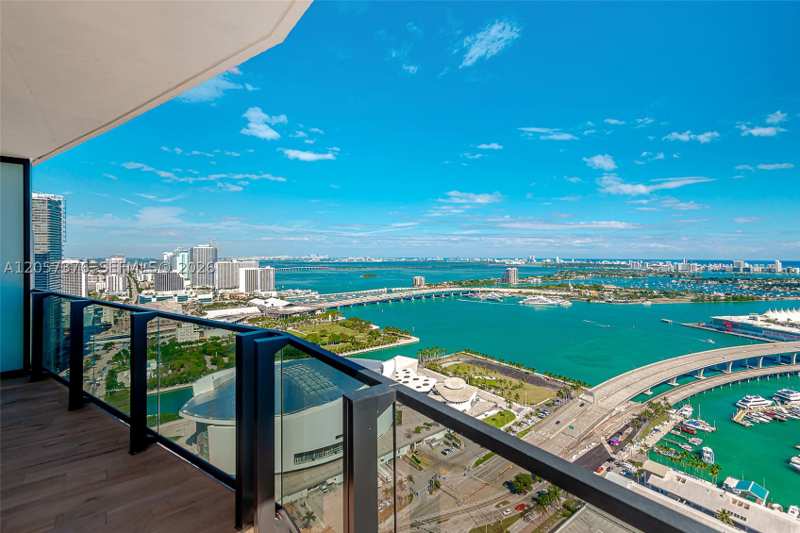 2 bedroom Condominium at 398 NE 5th St 3711, Map Of Miami Dade Co. FL., Miami — photo 1
