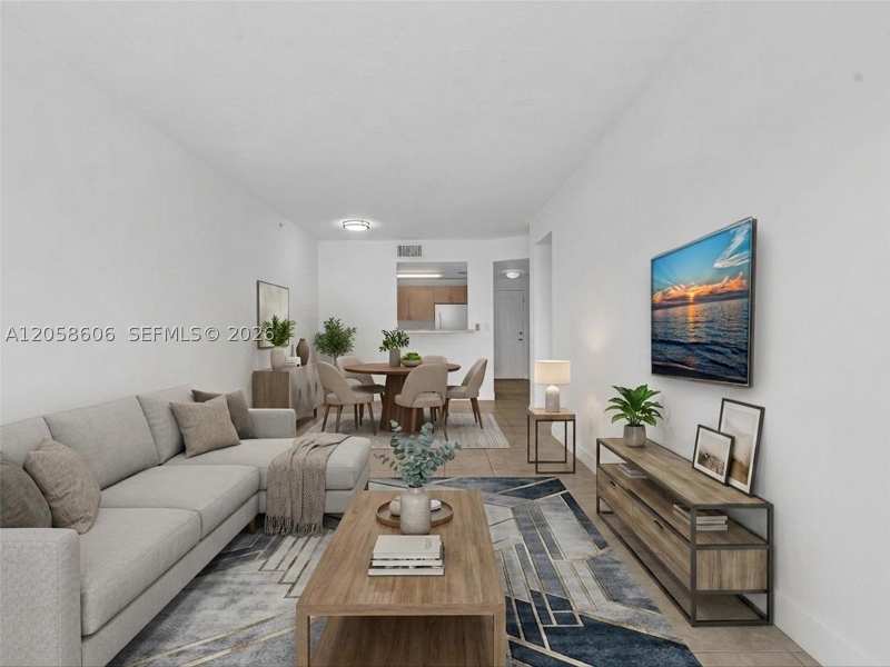 1 bedroom Condominium at 50 Menores Ave 518, Douglas Grand Condo, Coral Gables — photo 1
