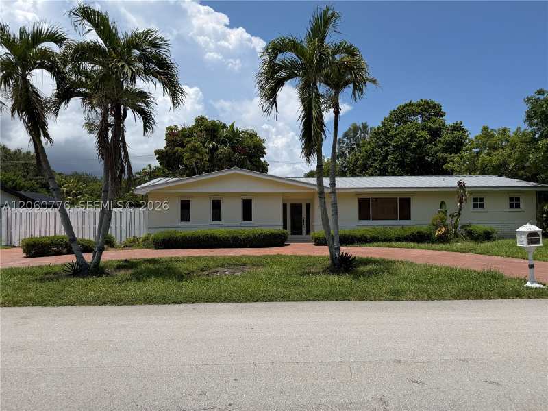 3 bedroom SingleFamilyResidence at 6305 Marlin Dr, Kings Bay Sub, Coral Gables — photo 1