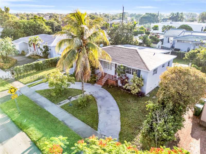 4 bedroom SingleFamilyResidence at 2025 SW 82nd Ct, Miracle Manor, Miami — photo 1