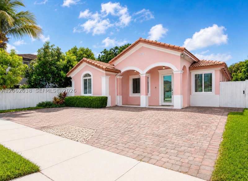 4 bedroom SingleFamilyResidence at 24044 SW 109th Path, Bluewaters Subdivision, Homestead — photo 1