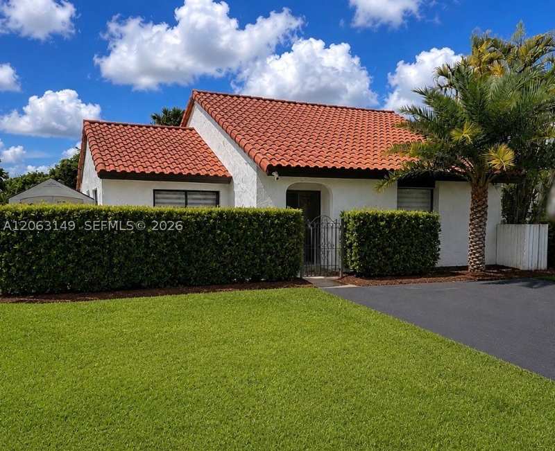 2 bedroom Townhouse at 13396 SW 115th Ter, Crossings Twnhse Sec 1, Miami — photo 1