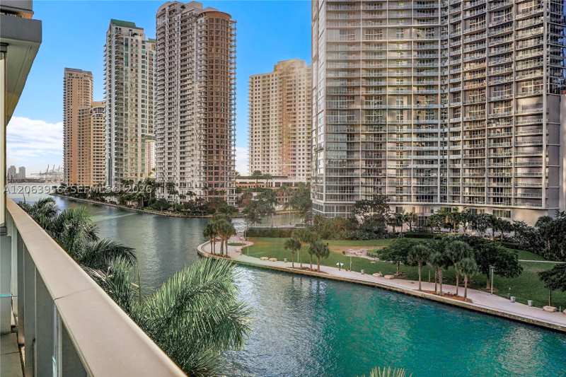 2 bedroom Condominium at 200 Biscayne Boulevard Way 503, Epic West Condo, Miami — photo 1