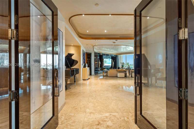 3 bedroom Condominium at 16047 Collins Ave 603, Turnberry Ocean Colony, Sunny Isles Beach — photo 1