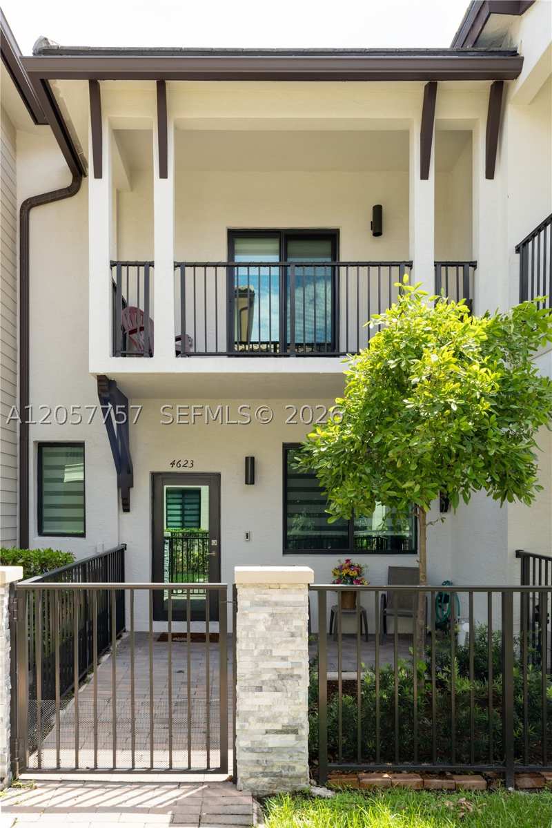 3 bedroom Townhouse at 4623 NW 83rd Pkwy, Downtown Doral South Phas, Doral — photo 1