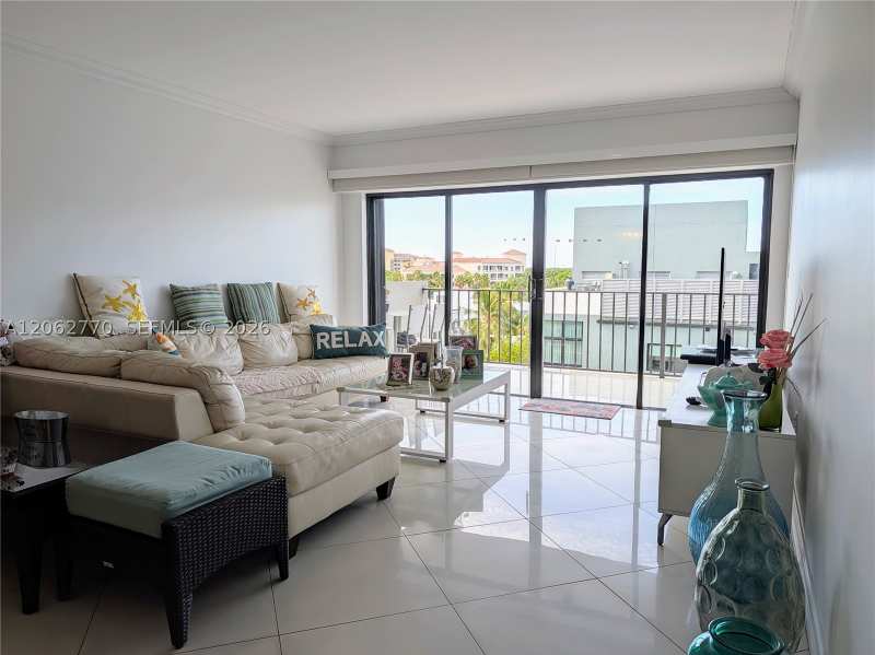 2 bedroom Condominium at 575 Crandon Blvd 706, Key Bisc Ambassador Condo, Key Biscayne — photo 1