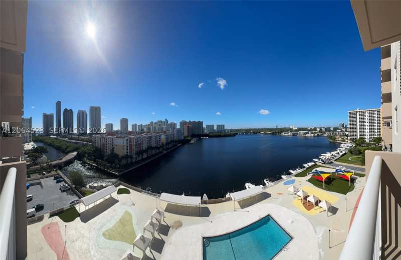 1 bedroom Condominium at 250 174th St 1201, Winston Towers 100 Condo, Sunny Isles Beach — photo 1