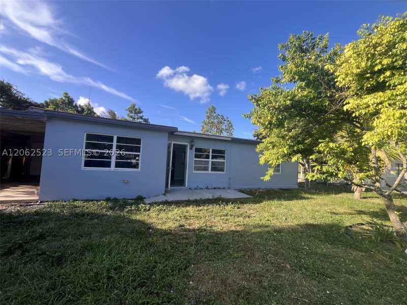 3 bedroom SingleFamilyResidence at 15485 Harrison Dr, Leisure City Sec 1, Homestead — photo 1
