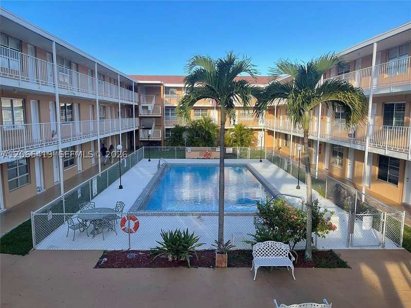 1 bedroom Condominium at 3881 W Flagler St 316, 3881 West Flagler Condo, Miami — photo 1