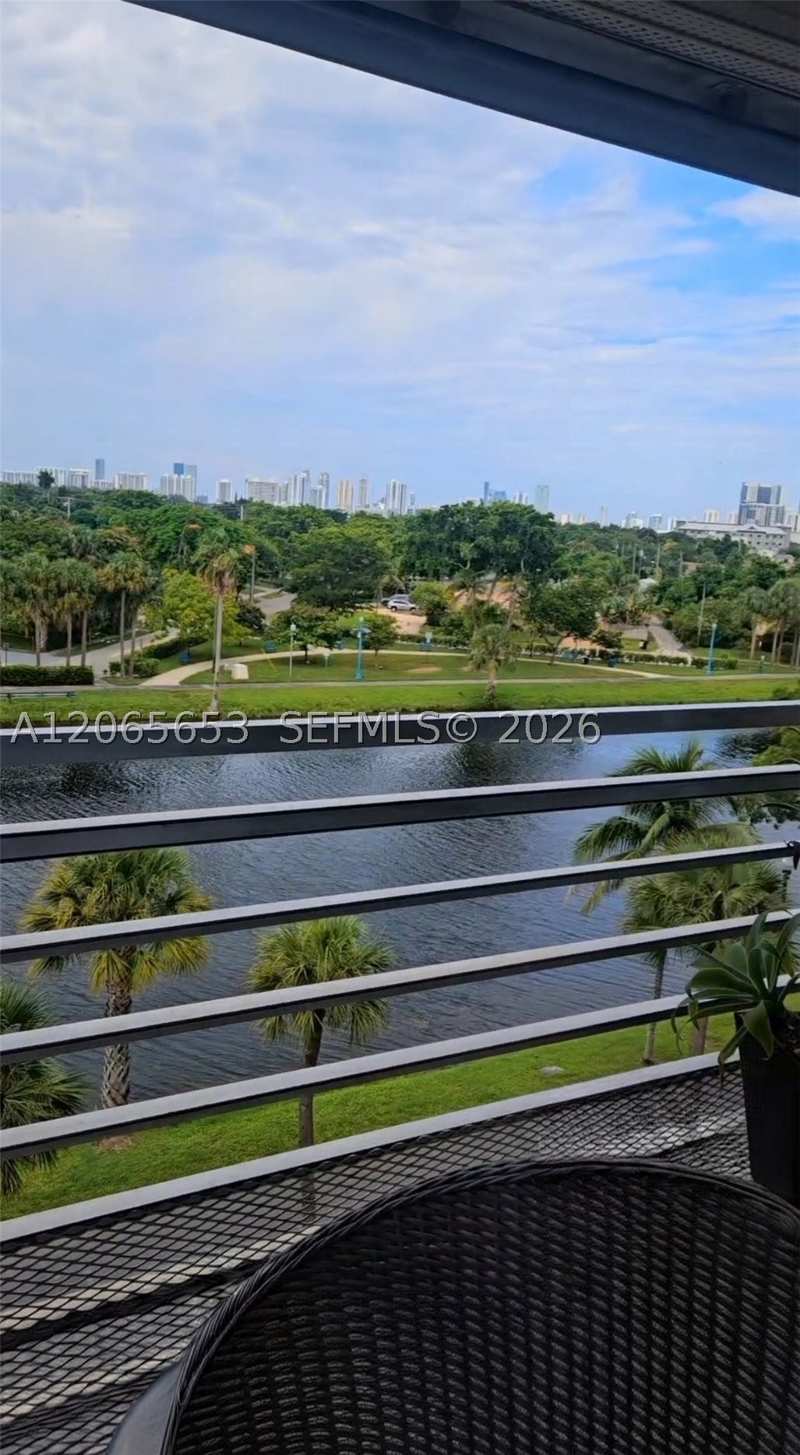 1 bedroom Condominium at 16850 S Glades Dr 5C, Andor Plaza Condo, North Miami Beach — photo 1