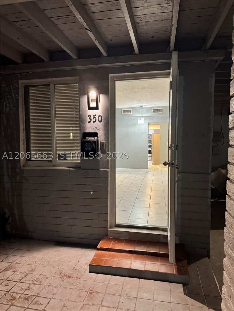 3 bedroom SingleFamilyResidence at 350 NW 58th Ave, W Flagler Pk, Miami — photo 1