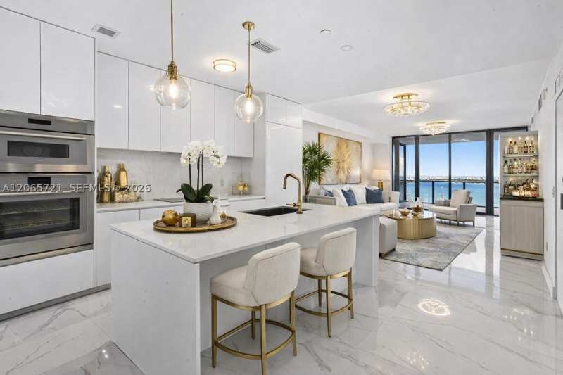 2 bedroom Condominium at 700 NE 24th St 3502, Aria Reserve South, Miami — photo 1