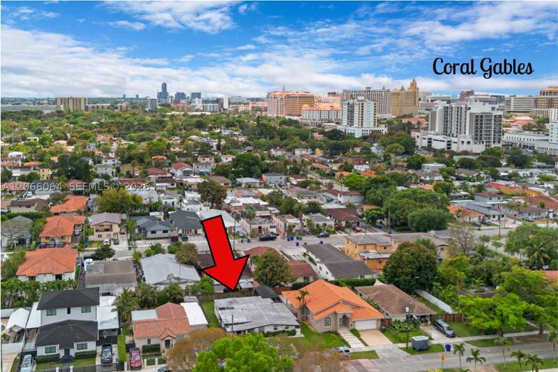 3 bedroom SingleFamilyResidence at 3500 SW 13th St, Eugenia Groves Park, Miami — photo 1