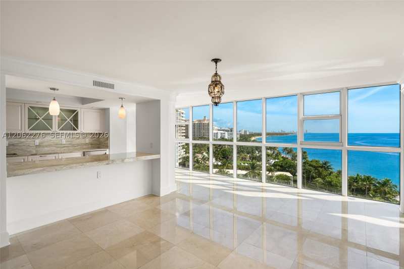 3 bedroom Condominium at 600 Grapetree Dr 11DN, Mar-Azul Condo, Key Biscayne — photo 1