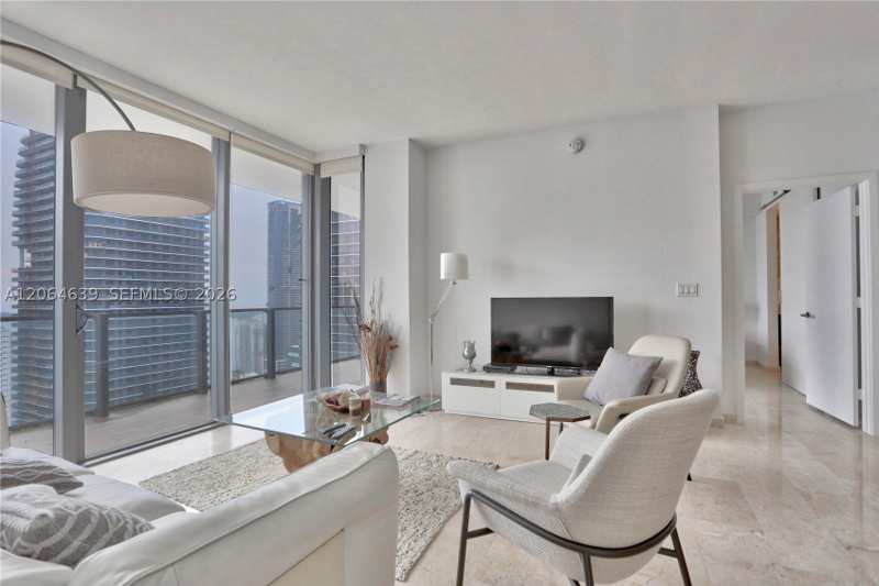 2 bedroom Condominium at 88 SW 7th St 3805, Rise Condo, Miami — photo 1