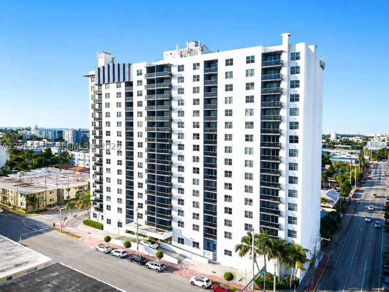 1 bedroom Condominium at 401 69th St 304, 401 Blu Of North Beach Co, Miami Beach — photo 1