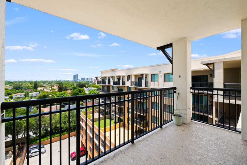 2 bedroom Condominium at 3530 SW 22nd Street 902, Keystone Villas II Condo, Miami — photo 1