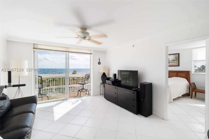 2 bedroom Condominium at 401 Ocean Dr 316, The Presidential Condo, Miami Beach — photo 1