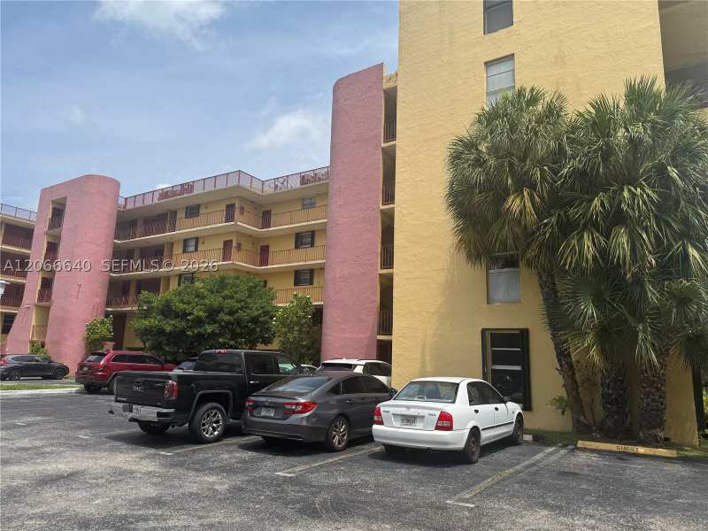 2 bedroom Condominium at 8775 Park Blvd 123, Fernwoods Condo No 1, Miami — photo 1