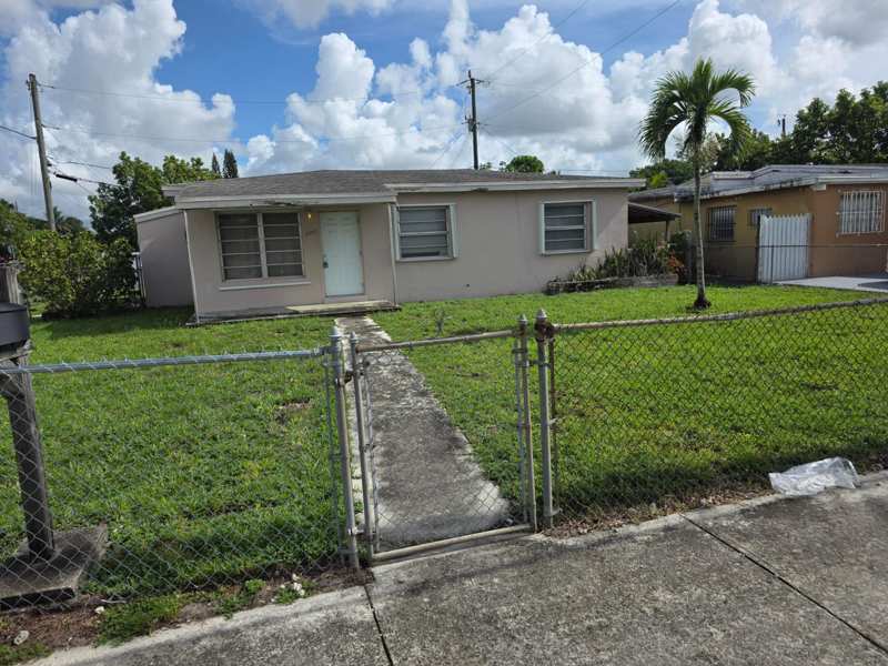 3 bedroom SingleFamilyResidence at 3555 NW 95th Street, Ricmar Heights, Miami — photo 1