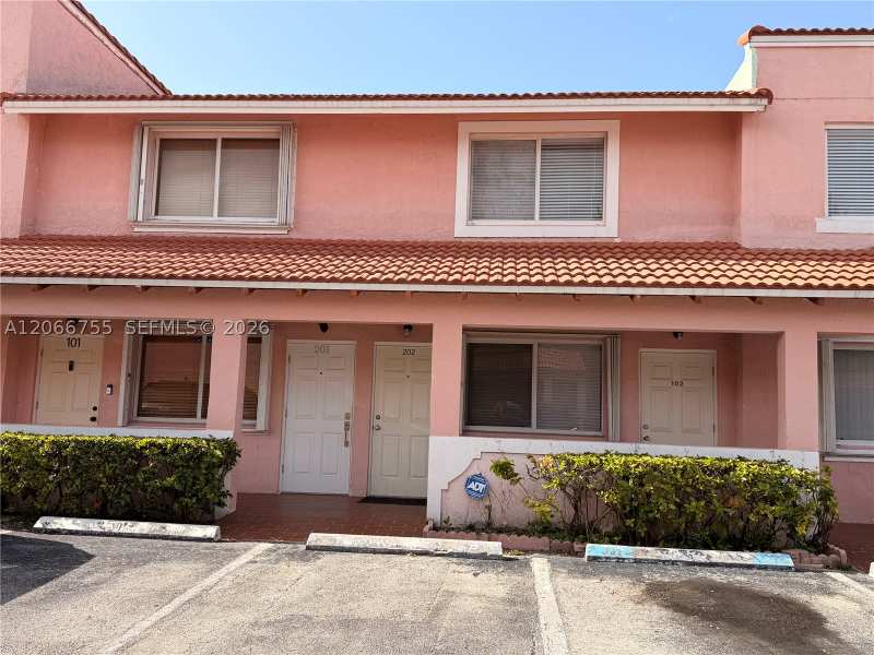 2 bedroom Condominium at 8019 Lake Dr 202, Doral Court Condo, Doral — photo 1
