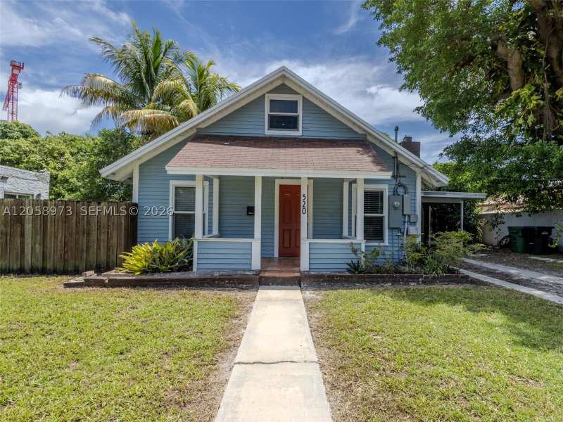 4 bedroom SingleFamilyResidence at 520 NE 129th St, Griffing Biscayne Pk Est, North Miami — photo 1
