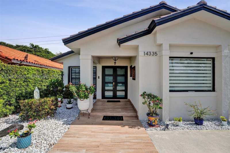 3 bedroom SingleFamilyResidence at 14335 SW 112th Ter, Islas Canarias Homes, Miami — photo 1