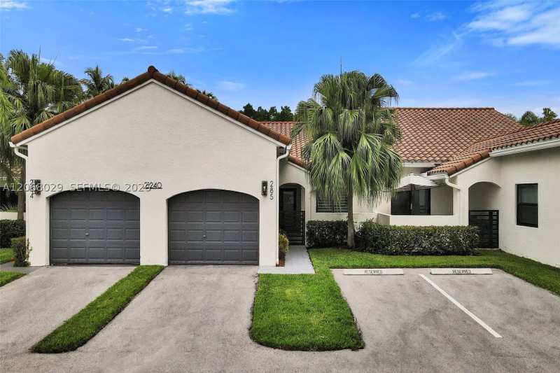 3 bedroom Villa at 21240 Harbor Way 285-28, Costain Villas Harbor Vil, Aventura — photo 1