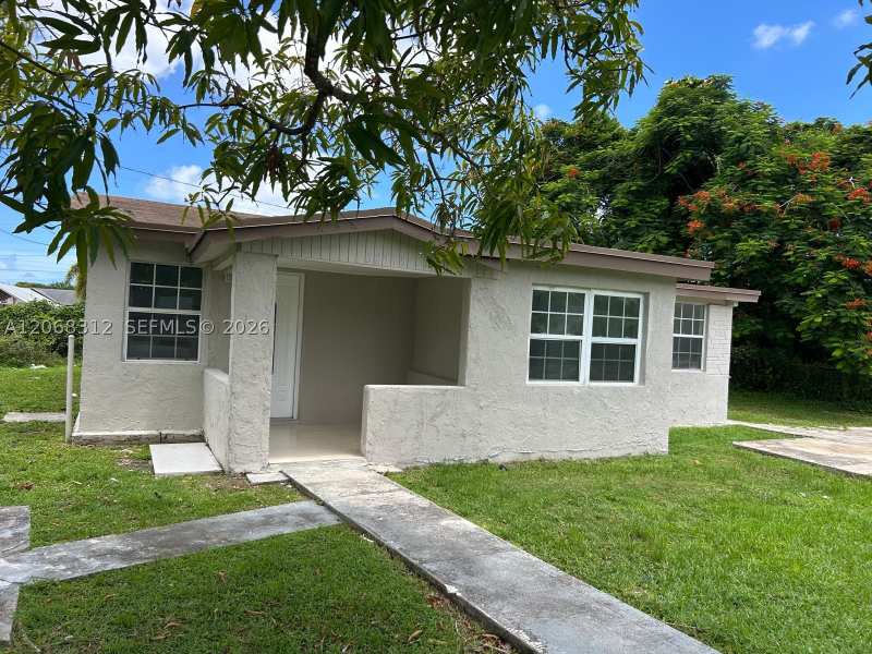 3 bedroom SingleFamilyResidence at 22115 SW 115th Ave, Dixie Pines No 2, Miami — photo 1