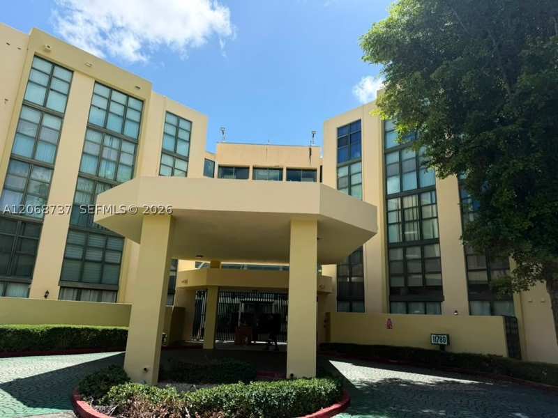 2 bedroom Condominium at 11780 SW 18th St 215-2, International Park I Cond, Miami — photo 1