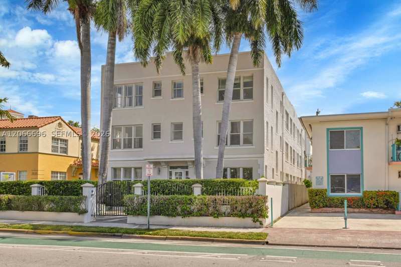 2 bedroom Condominium at 1027 Pennsylvania Ave 201, Penn Plaza Condo, Miami Beach — photo 1