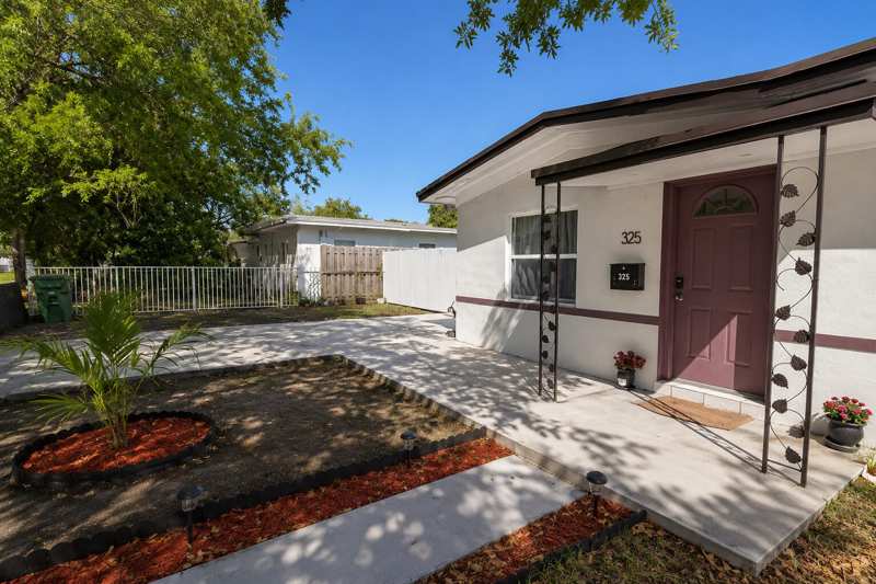 2 bedroom SingleFamilyResidence at 325 NW 135th Street, Nichols Heights Addn, North Miami — photo 1