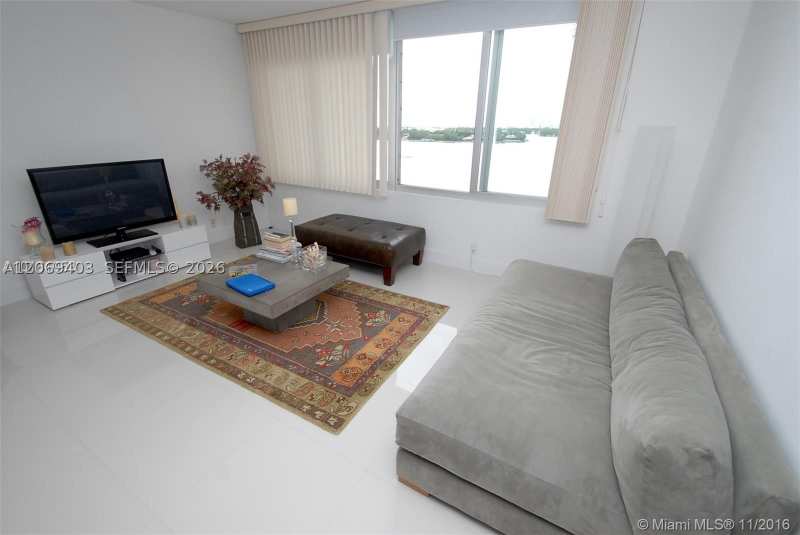 1 bedroom Condominium at 1200 West Ave 1101, Mirador 1200 Condo, Miami Beach — photo 1