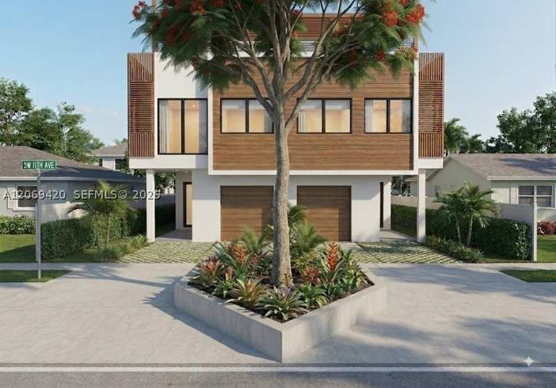 2 bedroom SingleFamilyResidence at 1128 SW 11th Ave, Lawrence Est Land Cos Sub, Miami — photo 1