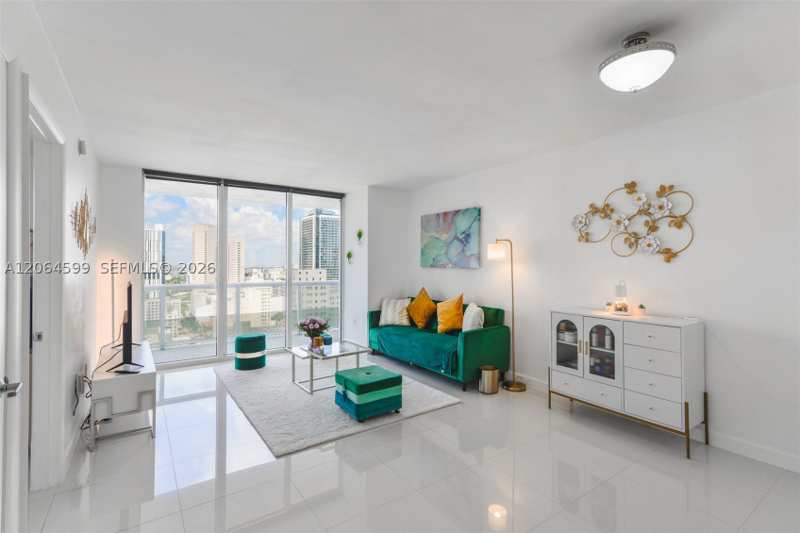 1 bedroom Condominium at 50 Biscayne Blvd 2505, 50 Biscayne Condo, Miami — photo 1