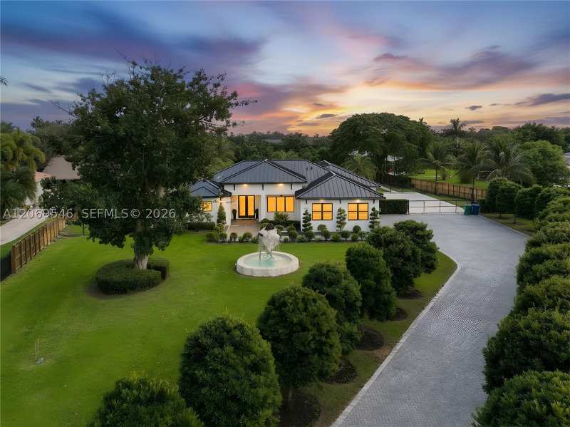 5 bedroom SingleFamilyResidence at 29371 SW 173rd Ct, McMinn Estates, Homestead — photo 1