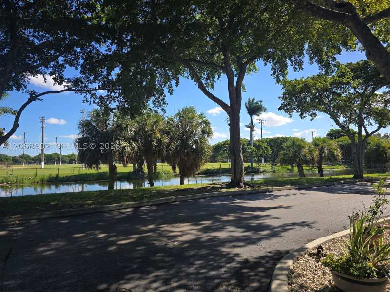 1 bedroom Townhouse at 16330 Oak Walk, Miami Lakes Windmill Gate, Miami Lakes — photo 1