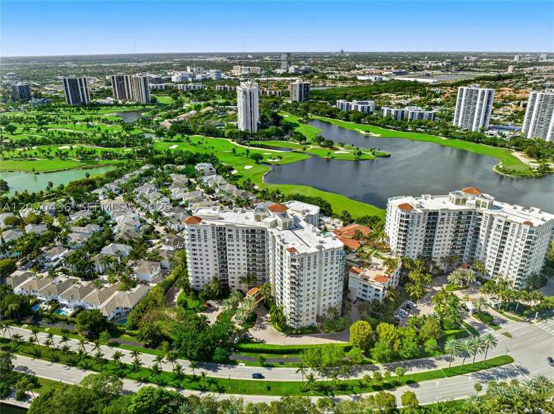 2 bedroom Condominium at 19900 E Country Club Dr 607, Turnberry Village So Towe, Aventura — photo 1