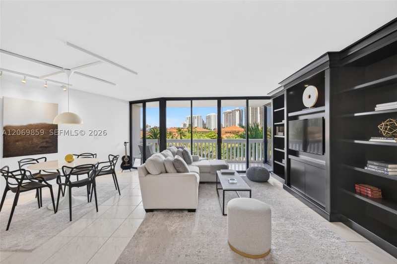 2 bedroom Condominium at 1000 Island Blvd 405, 1000 Isl Blvd Williams Is, Aventura — photo 1