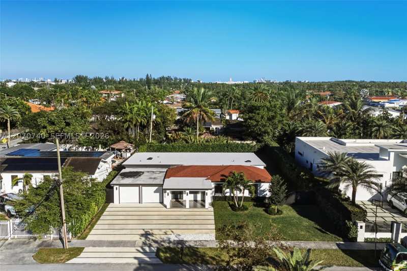 3 bedroom SingleFamilyResidence at 2825 SW 79th Ct, Coral Way Homesites, Miami — photo 1