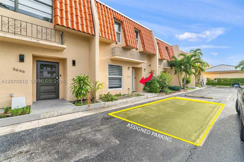 2 bedroom Condominium at 3690 NE 167th St 34, Beach Club Villas Condo, North Miami Beach — photo 1
