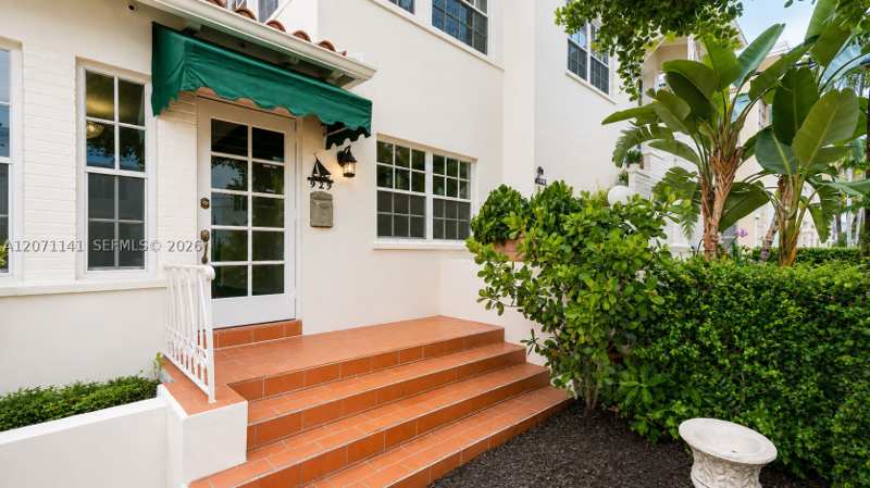 1 bedroom Villa at 1605 Michigan Ave 929, The Exotic Villas Condo, Miami Beach — photo 1