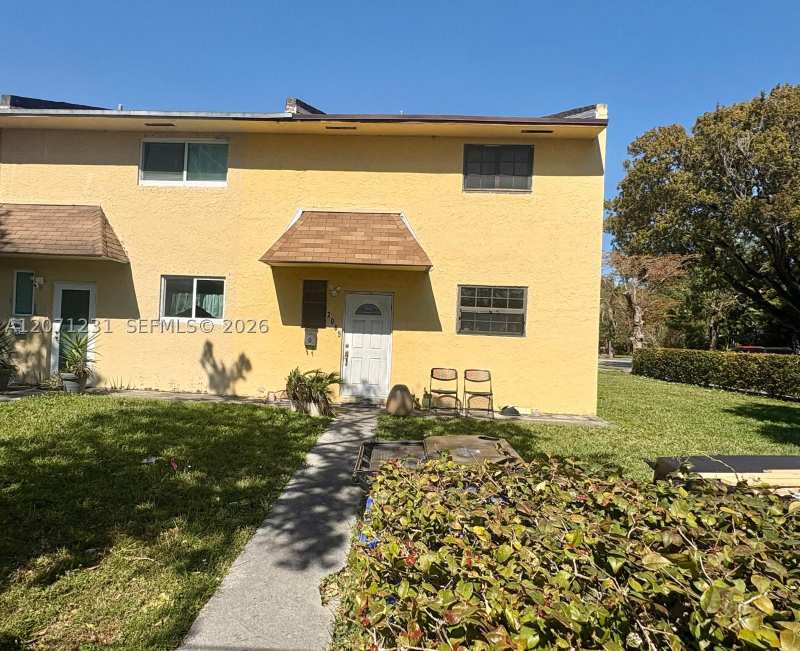 2 bedroom Townhouse at 2065 NE 139th St, Arch Creek Highlands, North Miami Beach — photo 1