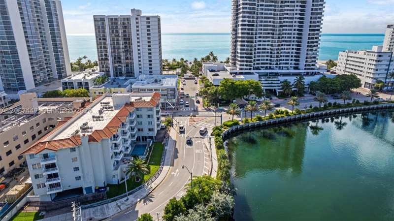 2 bedroom Condominium at 2600 Collins Ave 204, Lake Beach Club Condo, Miami Beach — photo 1