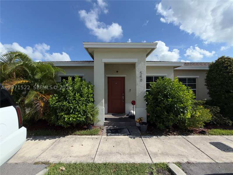 3 bedroom Villa at 548 NE 5th Way, Fvp Subdivision, Florida City — photo 1